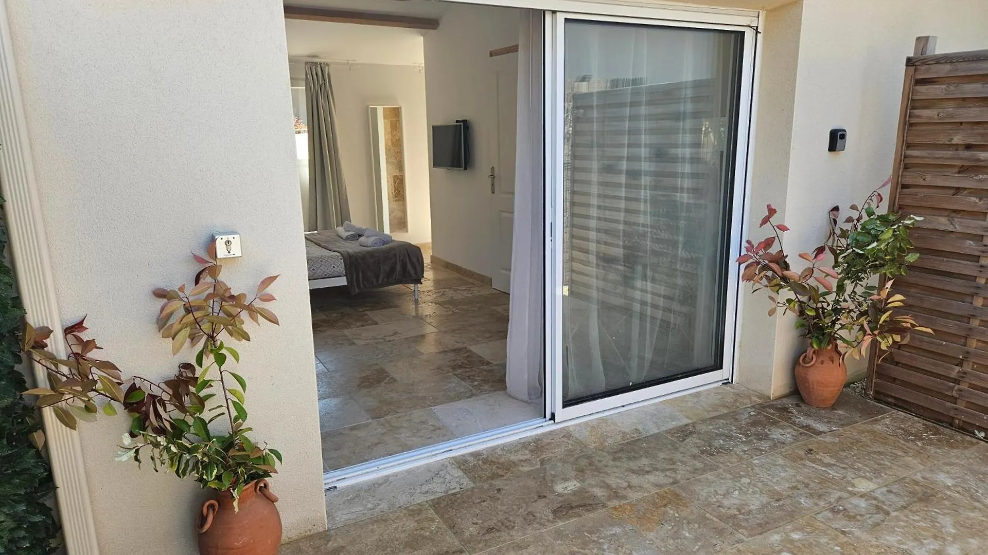Havre De Paix Climatise Vers Gordes - Spa & Nature Beaumettes 0*,  France